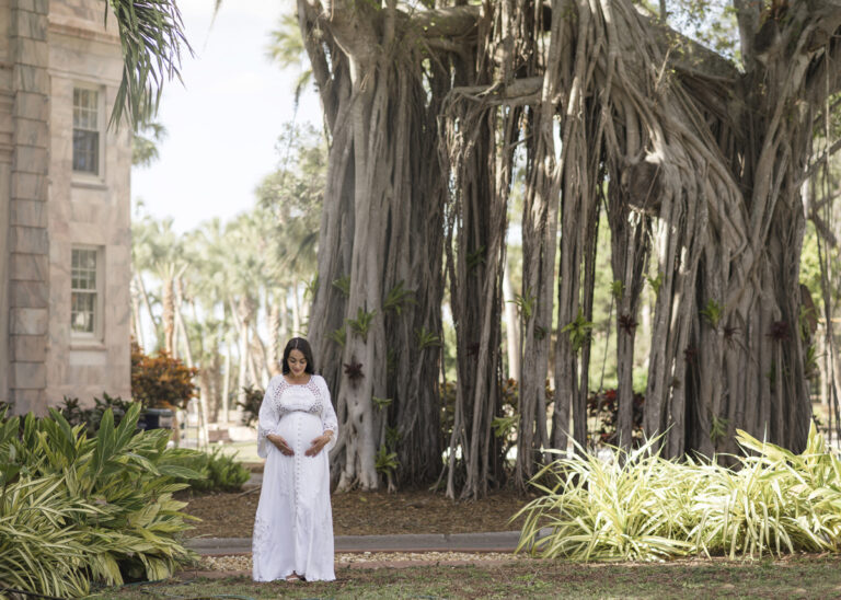 Garden Maternity Session In Sarasota